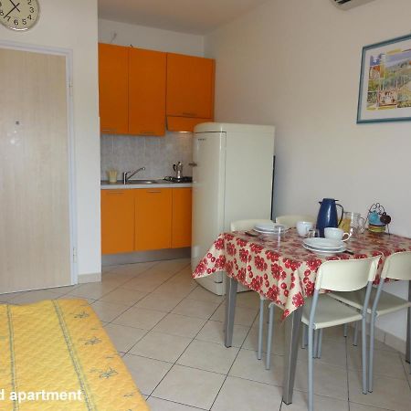 Molent - Appartamenti Bibione Buitenkant foto
