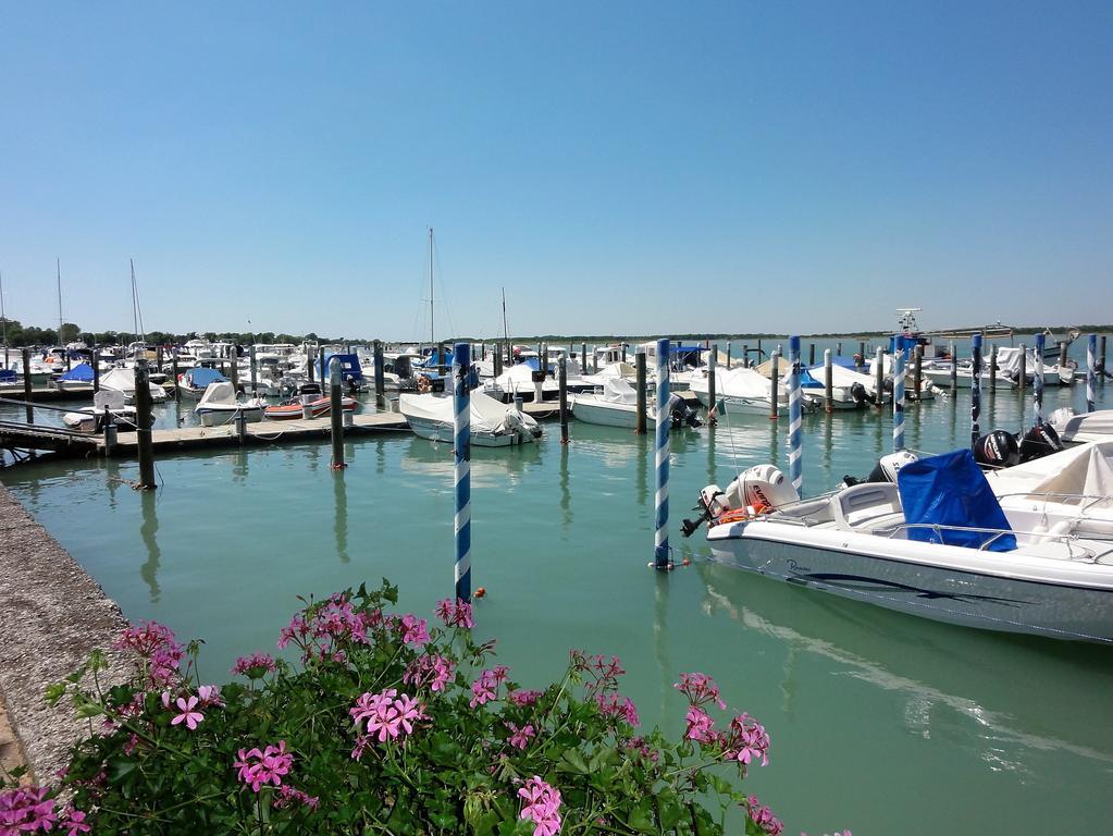 Molent - Appartamenti Bibione Buitenkant foto