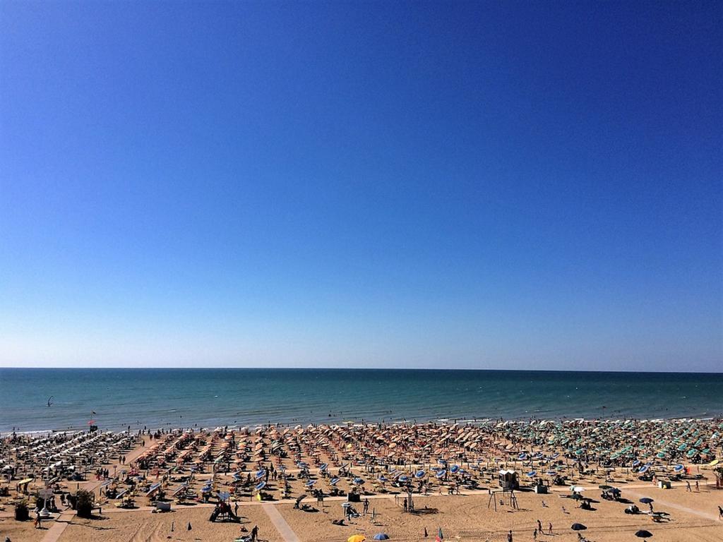 Molent - Appartamenti Bibione Buitenkant foto